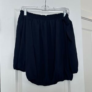 NWT Veronica M Off the Shoulder Top